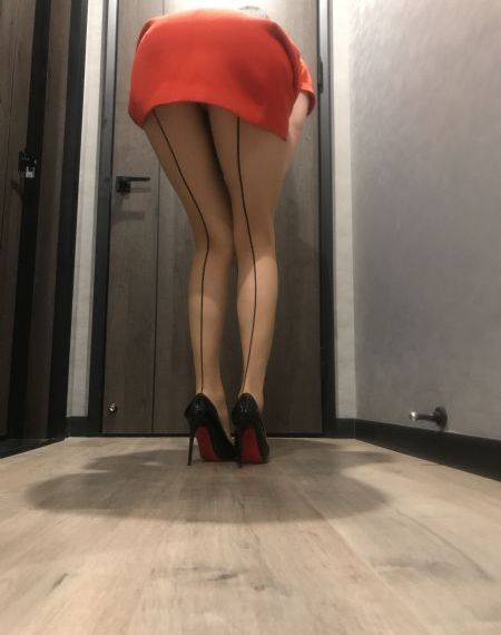 给我一个可以在线观看的懂得_在线观看免费电影